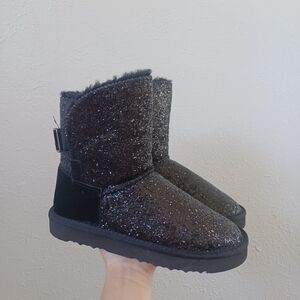 Black Glitter Winter Ankle Boots